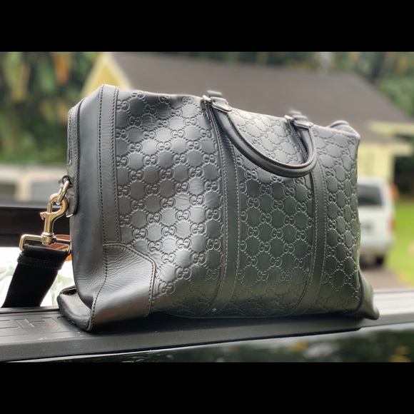 Gucci duffle bag - Picture 1 of 3